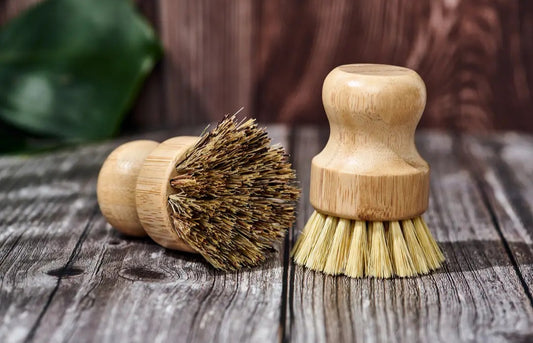 Small Wooden Dish Brush